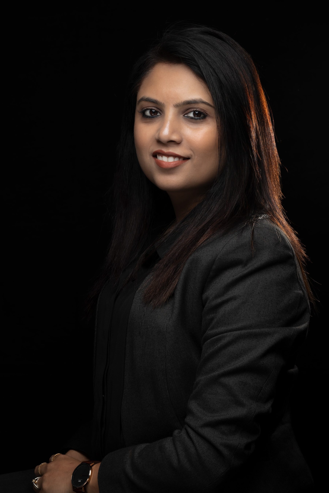 avismita-bhattacharyya-judge-international-wedding-photographer-awards