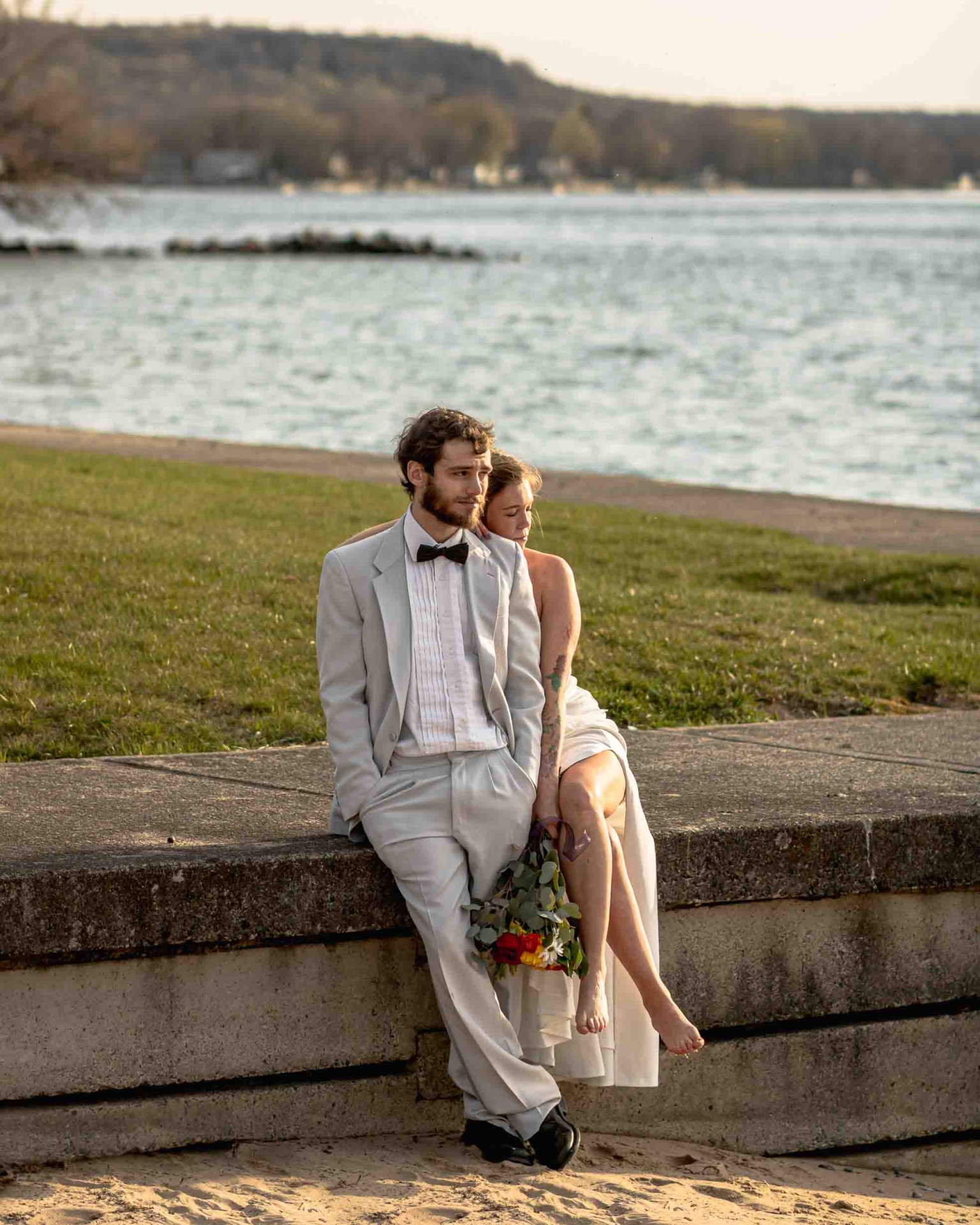 Bride-and-groom-having-a-quiet-moment-on-the-beach