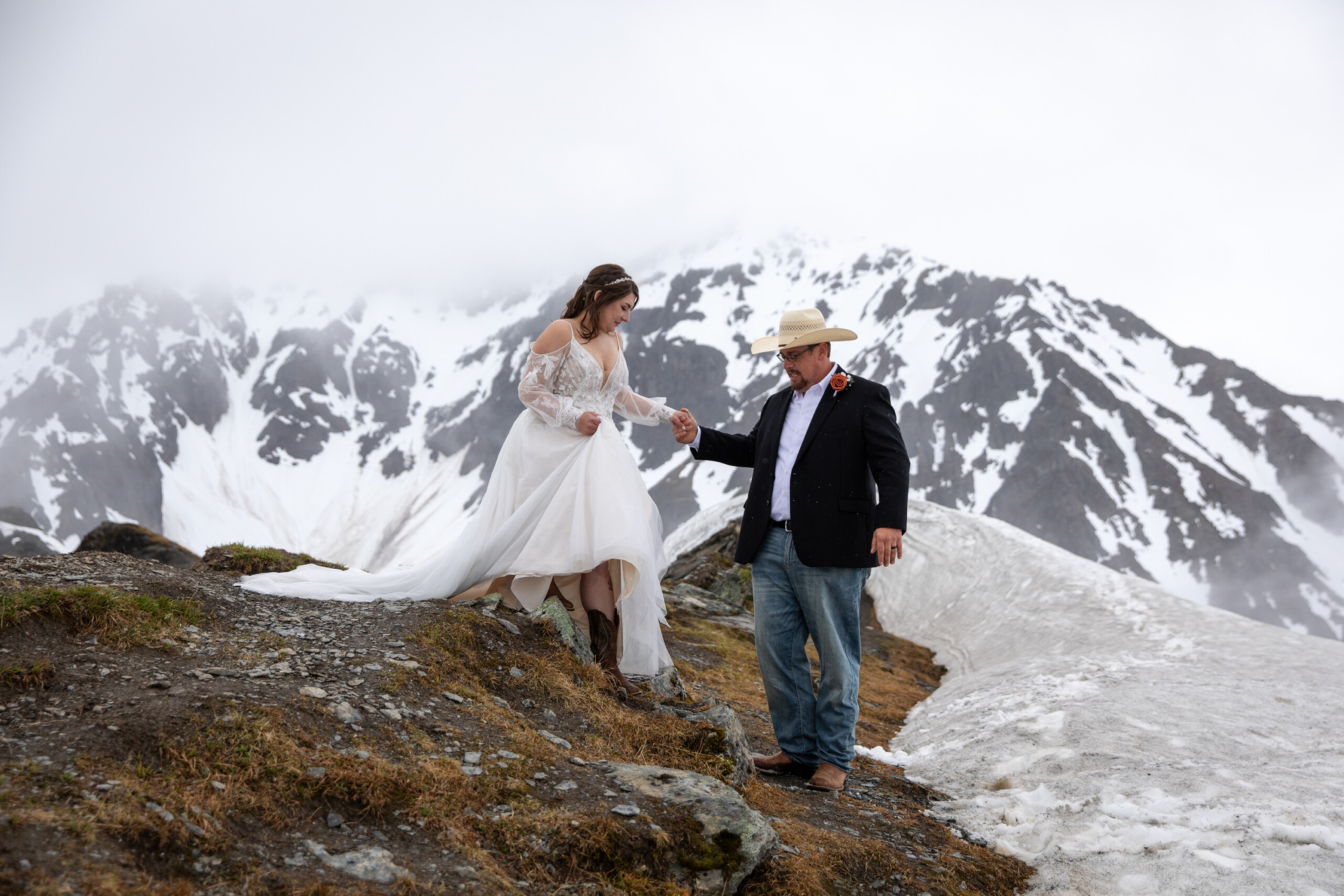 Destination-Elopement-Photographers-Scenic-Vows-095_O4A1521-