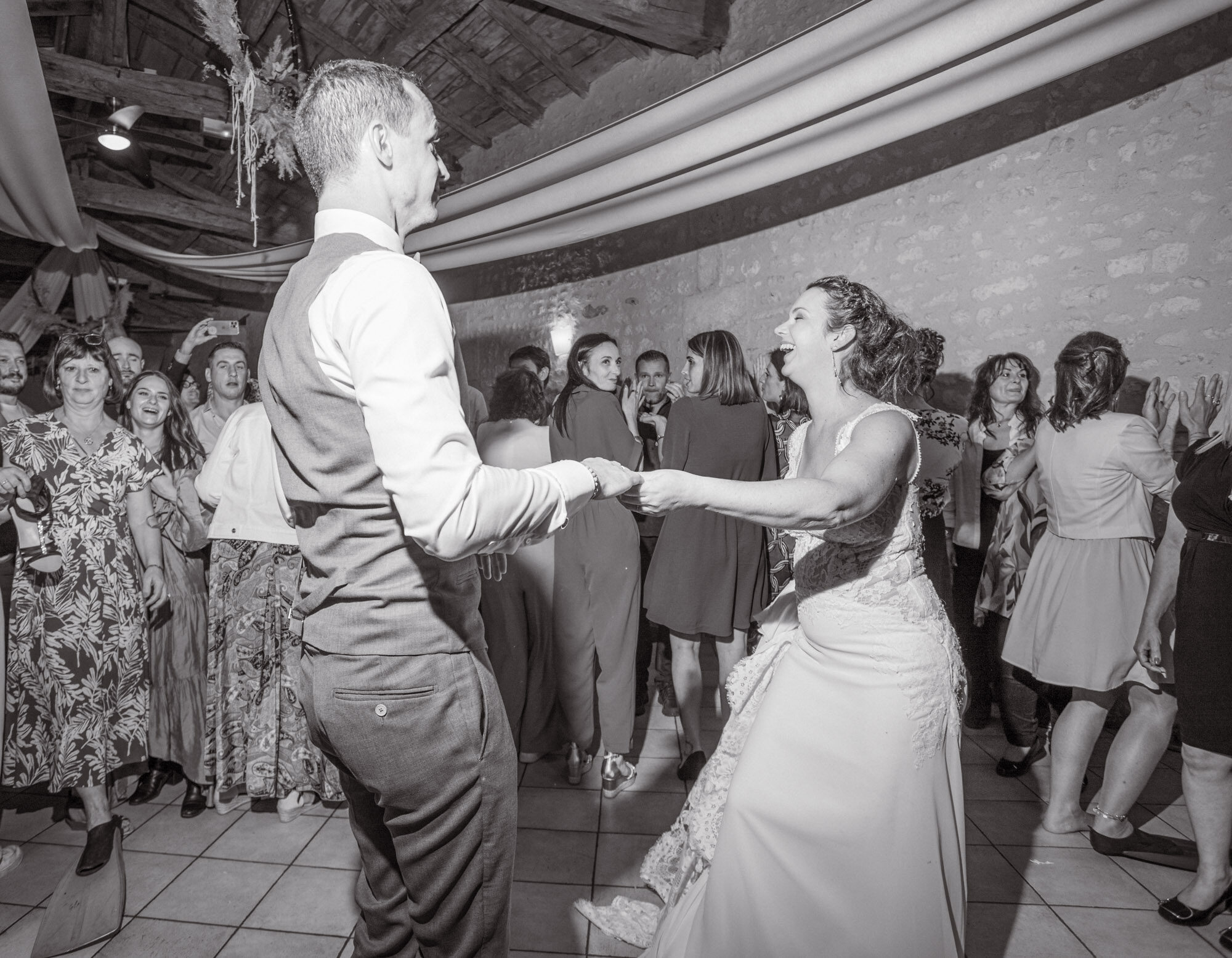 wedding-photographer-france-lanadowling-bw-1446