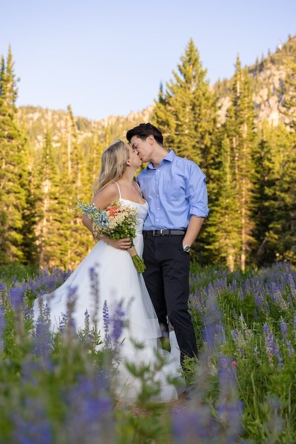wildflower-elopement-in-utah
