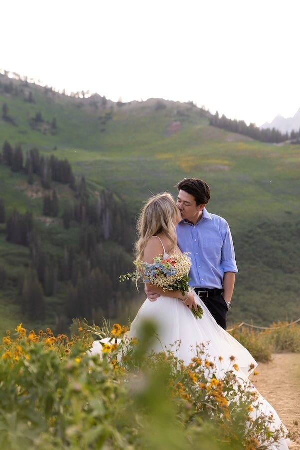 wildflower-elopement-in-utah.2