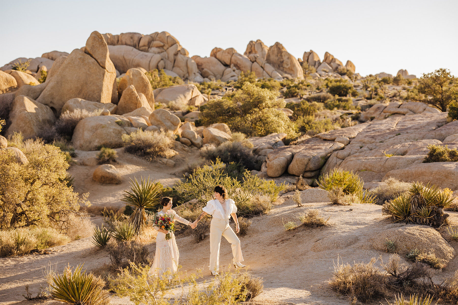 JoshuaTreeElopementPhotographer-1