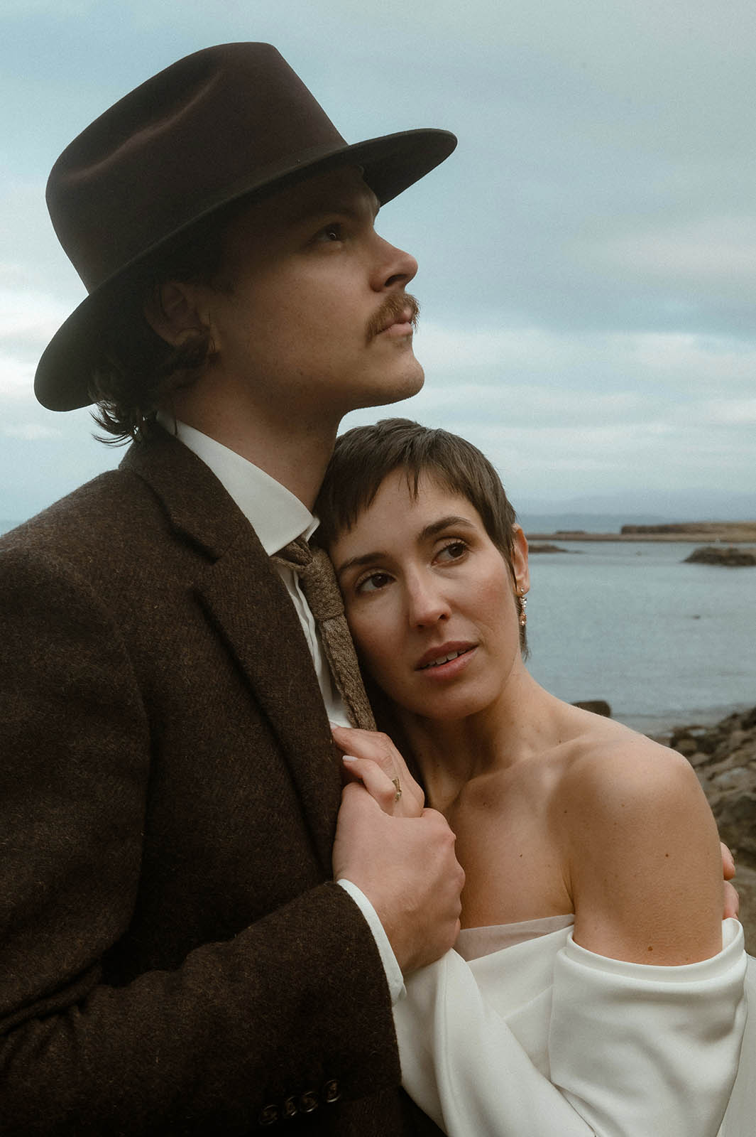 isle-of-skye-elopement-moment-by-the-soulbounders